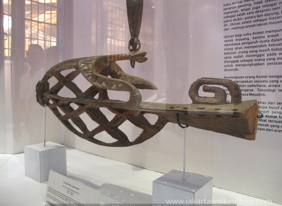 indonesia craft in national museum jakarta